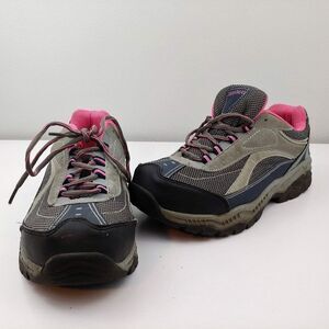 Womens 9.5 Brahma tennis shoes gray pink black